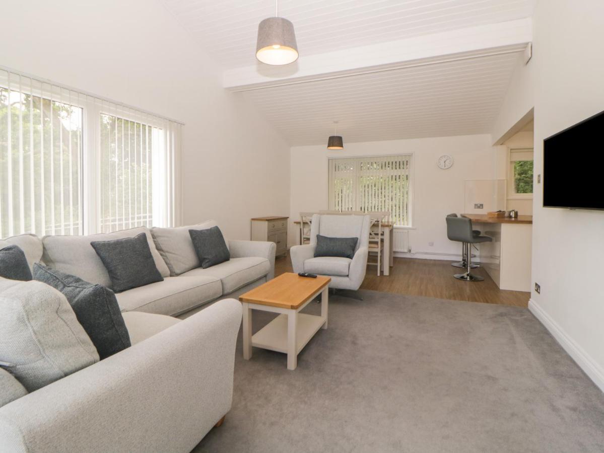 Harcombe House Bungalow 9 Newton Abbot Esterno foto